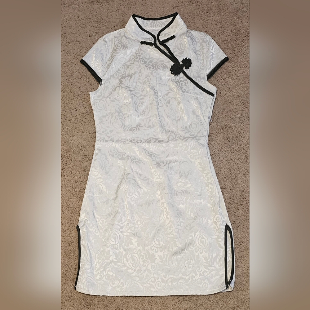 White & Black Floral Qipao Mini Dress